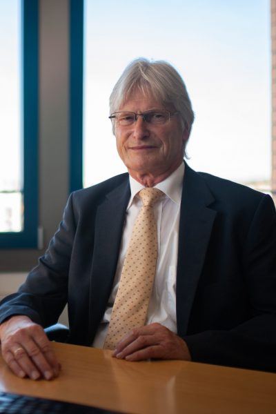 Dr. Claus Strohmeier